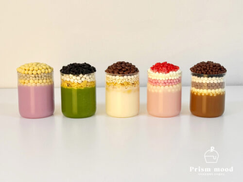 딸기 홀케이크 모형 제작 예시