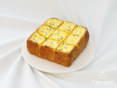 갈릭 치즈브레드 모형 제작 예시