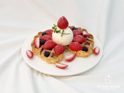 딸기 아이스크림 크로플 모형 제작 예시