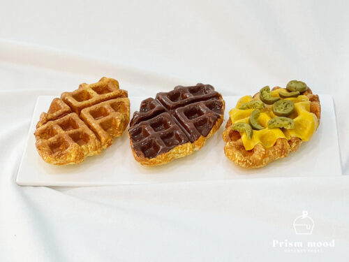 초코 치즈 크로플 모형 제작 예시