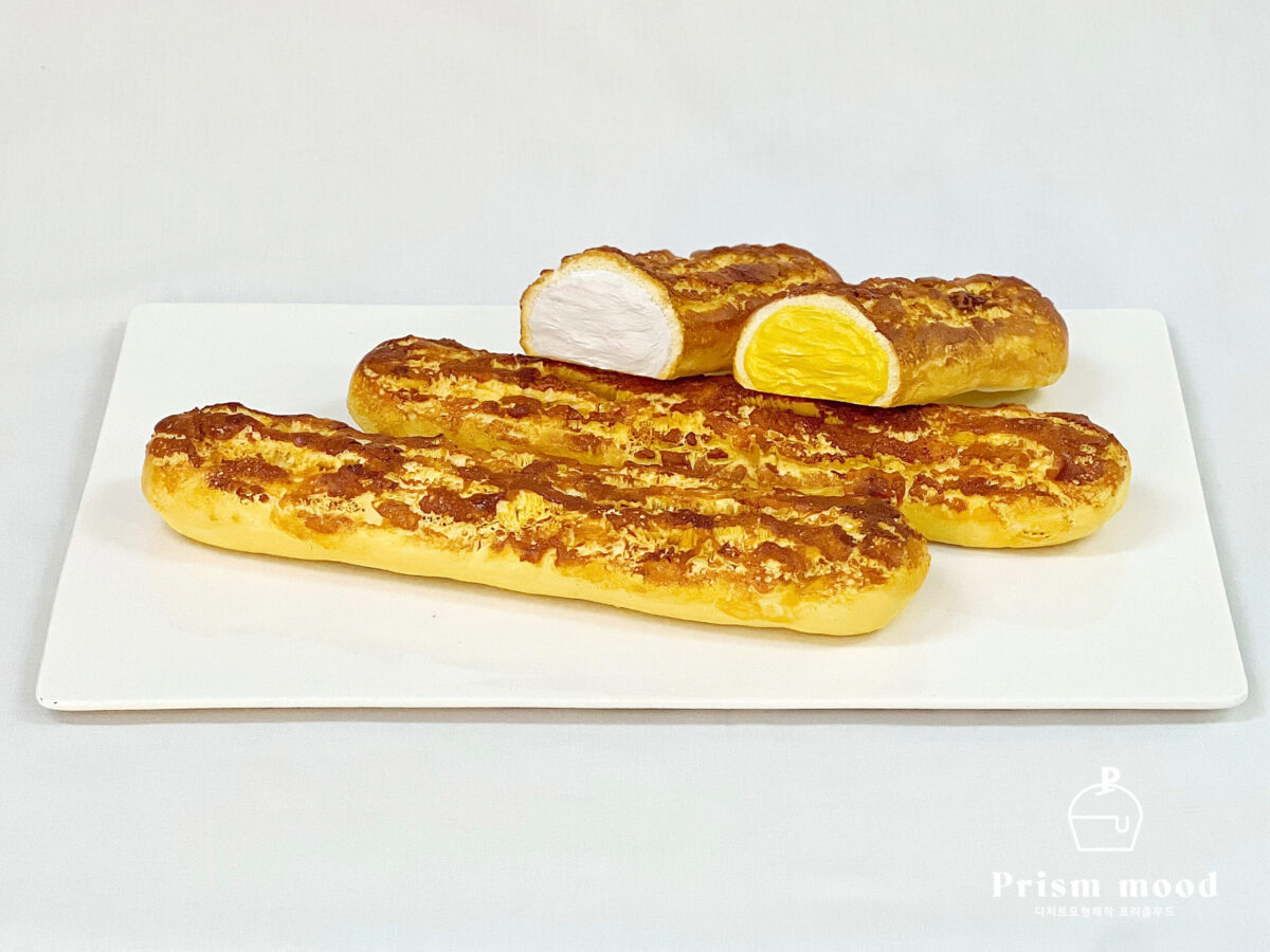 크림 커스터드 크로칸슈 모형