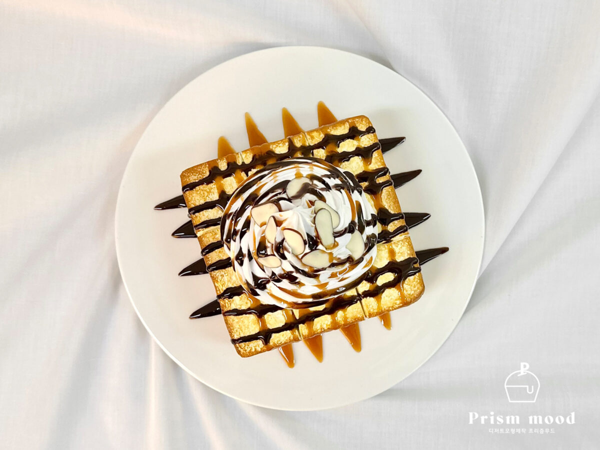 [제품명3] 모형 전체 형태 이미지