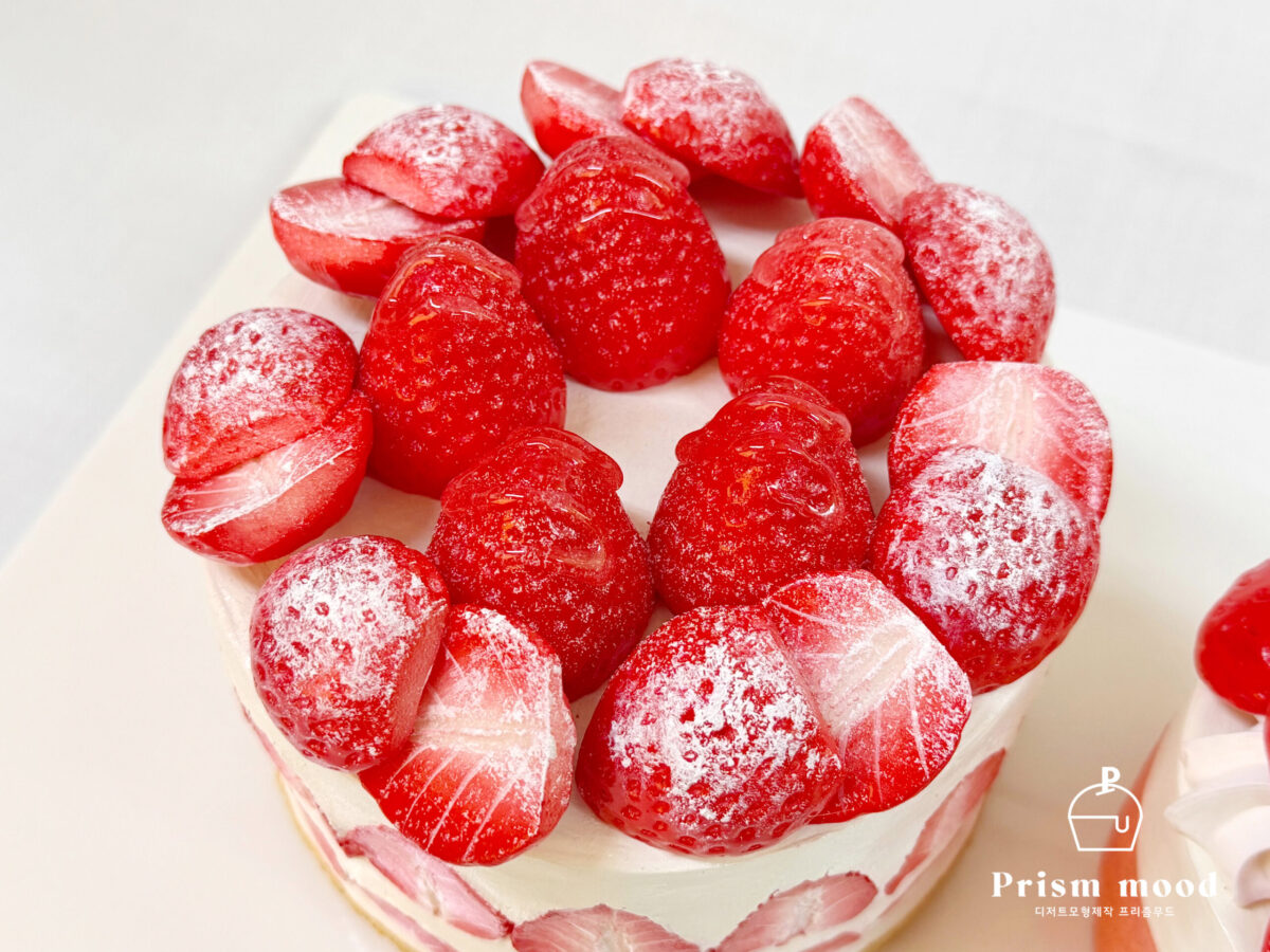 레이어드 밀크 시리얼 음료 모형 디테일