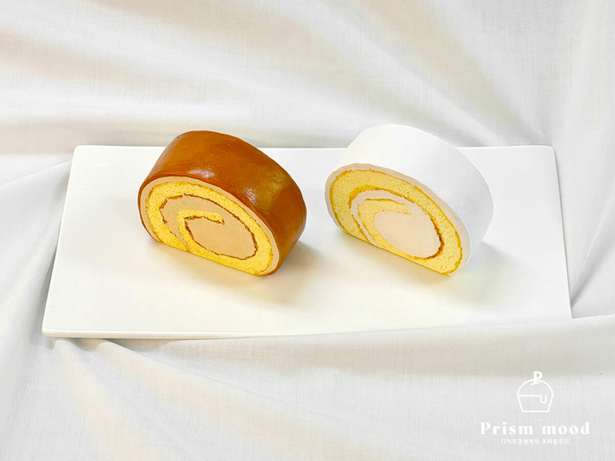 카라멜 우유 롤케이크 모형 전체 형태